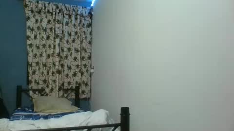 calienteh0t online show from 12-24-24, 07:39