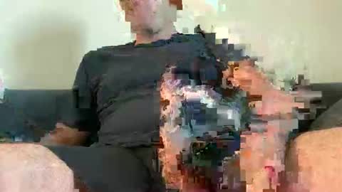 Snapshot of californianguy chatting on 03-19-26, 10:47 Mike Brench online show from 03-19-26, 10:47