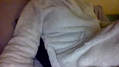 Snapshot of caligirl310r chatting on 01-25-25, 01:52 Caligurl Queen Head Fluffer In Charge Goddess of Cocktease Mistress of Holes online show from 01-25-25, 01:52