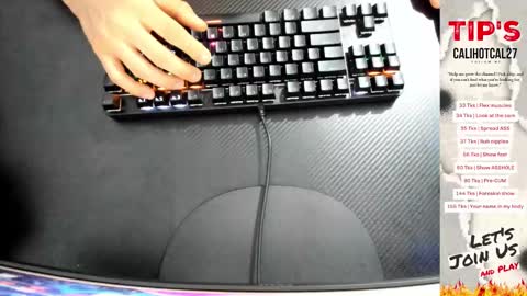 calihotcaliente27 online show from 10-04-25, 11:19