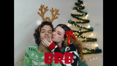 Snapshot of calipso_and_dimitri chatting on 12-20-25, 04:30 Calipso and Dimitri online show from 12-20-25, 04:30