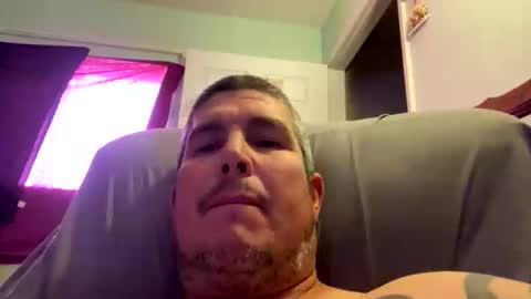 Snapshot of calitime760 chatting on 09-10-25, 10:43 calitime760 online show from 09-10-25, 10:43