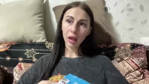 Anna online show from 02-20-26, 07:58