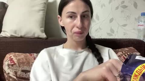 Anna online show from 04-18-26, 07:58