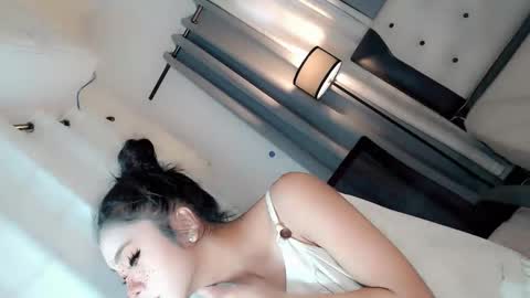 call_me_nina online show from 05-25-26, 02:17