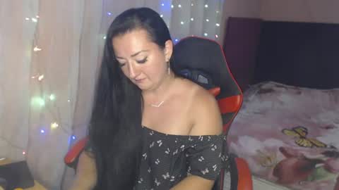 Shaya online show from 06-24-26, 04:17