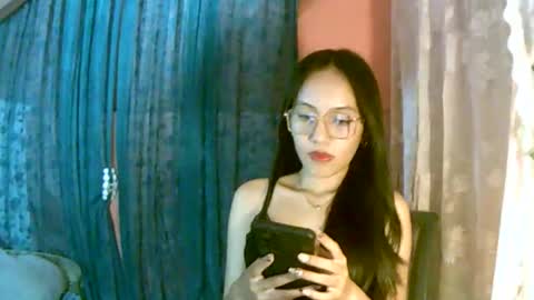 Snapshot of calla_freya chatting on 12-19-25, 07:15 Freya online show from 12-19-25, 07:15