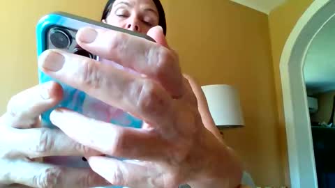 Snapshot of calli_girl420 chatting on 04-09-26, 07:08 Calli online show from 04-09-26, 07:08