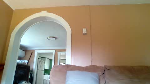 Snapshot of calli_girl420 chatting on 05-22-26, 06:35 Calli online show from 05-22-26, 06:35