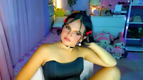 Mia online show from 02-03-26, 06:22