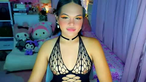 Mia online show from 03-09-26, 04:05