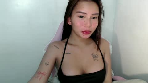Snapshot of callme_remaxxx7 chatting on 06-19-26, 06:12 Rema online show from 06-19-26, 06:12