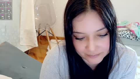 ViCtOriA online show from 10-16-25, 12:00