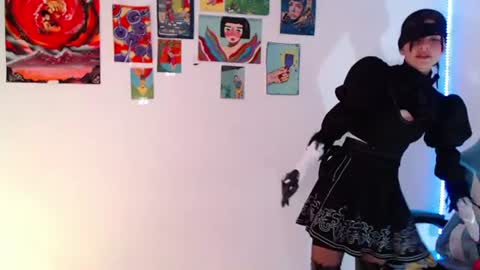 callmebluee online show from 06-24-26, 12:09