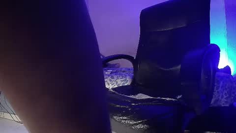 callmeenzo1 online show from 06-28-26, 04:29