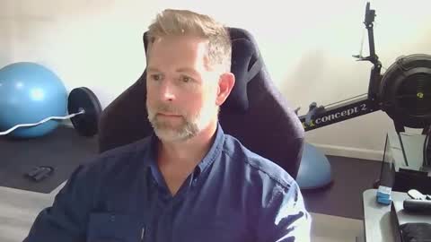 Snapshot of callmenny chatting on 11-26-25, 08:43 Nny online show from 11-26-25, 08:43