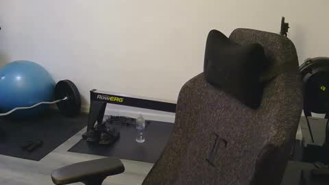 Snapshot of callmenny chatting on 11-27-25, 01:46 Nny online show from 11-27-25, 01:46