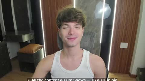 Hey I am Calvin  online show from 04-28-26, 05:18