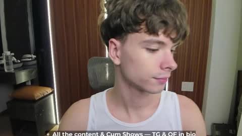 Hey I am Calvin  online show from 05-10-26, 05:07
