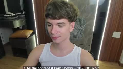 Hey I am Calvin  online show from 06-23-26, 05:22