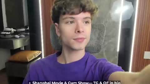 Hey I am Calvin  online show from 07-01-26, 02:29