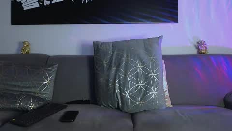 Calvin  online show from 01-12-25, 10:54