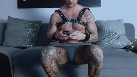 Calvin  online show from 02-17-25, 12:43