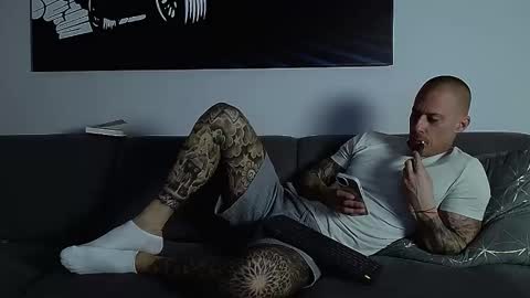 Calvin  online show from 10-13-25, 09:37