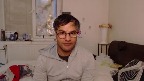 Snapshot of calvinjohnlad chatting on 11-15-25, 03:08 Calvinjohnlad online show from 11-15-25, 03:08