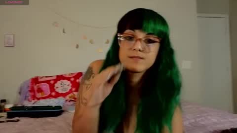 calypsokm online show from 12-21-25, 02:19