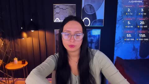 Snapshot of calypsownsu chatting on 12-11-24, 02:09 Christy online show from 12-11-24, 02:09