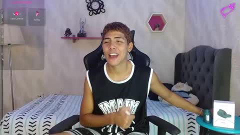 cam_sexyboy online show from 10-05-25, 03:21