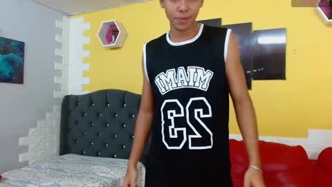 cam_sexyboy online show from 10-17-25, 01:03