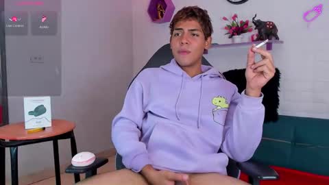 cam_sexyboy online show from 10-20-25, 02:45