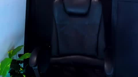 camara110 online show from 01-14-25, 04:15