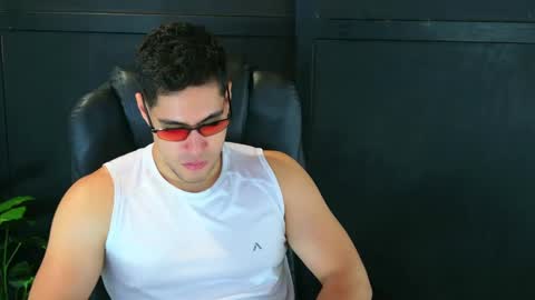 camara110 online show from 03-03-25, 02:47