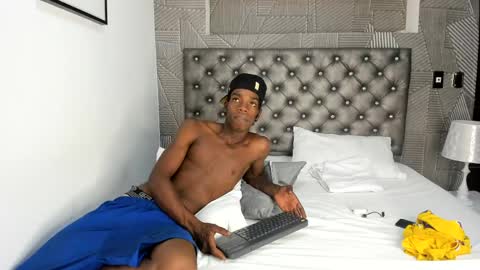 cambrownn online show from 05-26-26, 02:35