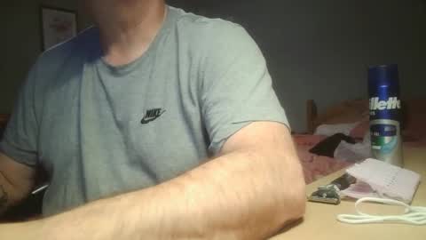 Snapshot of cambsuk chatting on 11-22-25, 12:20 cambsuk online show from 11-22-25, 12:20