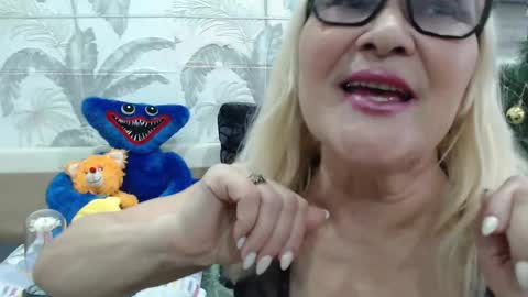 Snapshot of camdiva1 chatting on 03-06-25, 01:03 CamDiva1 online show from 03-06-25, 01:03