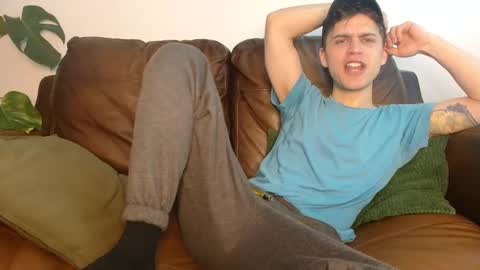 Snapshot of camdoattitude chatting on 03-04-25, 12:55 CamDoAttitude online show from 03-04-25, 12:55