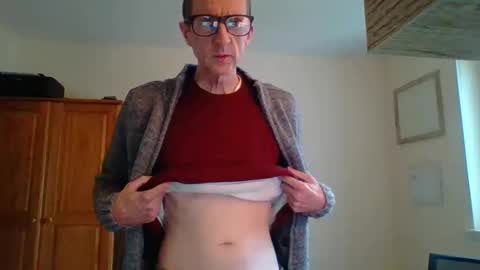 Snapshot of cameraaa chatting on 12-19-25, 11:17 cameraaa online show from 12-19-25, 11:17