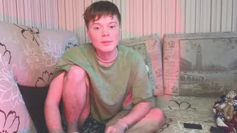 Snapshot of cameron_crowly chatting on 01-16-25, 11:48 Cameron online show from 01-16-25, 11:48