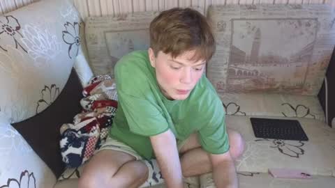 Snapshot of cameron_crowly chatting on 02-03-25, 09:52 Cameron online show from 02-03-25, 09:52