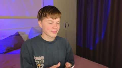 Snapshot of cameron_crowly chatting on 11-16-25, 09:37 Cameron online show from 11-16-25, 09:37