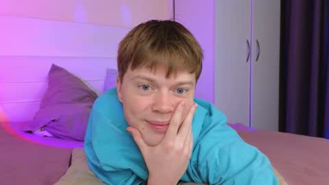 Snapshot of cameron_crowly chatting on 11-29-25, 08:39 Cameron online show from 11-29-25, 08:39