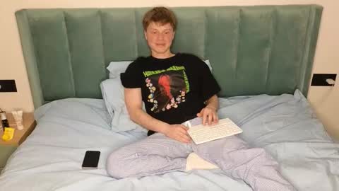 Cameron online show from 02-02-26, 04:06