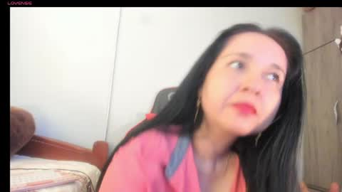 Snapshot of cami_hot_hair chatting on 06-01-26, 11:39 cami online show from 06-01-26, 11:39