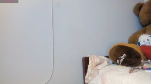 Snapshot of cami_hot_hair chatting on 06-25-26, 05:23 cami online show from 06-25-26, 05:23