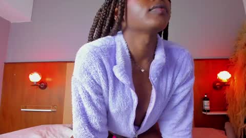 camiestrada online show from 01-18-25, 09:13