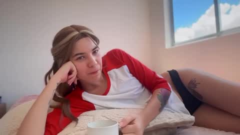 camii19y online show from 11-26-25, 04:52